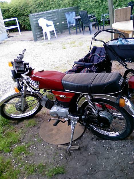 Yamaha yb 100 deluxe billede 1