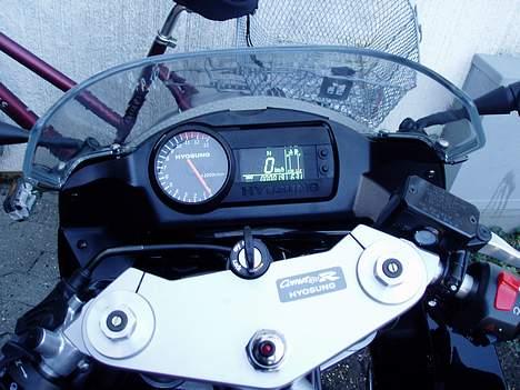 Hyosung GT 650 R SOLGT - kun 19 Km billede 4