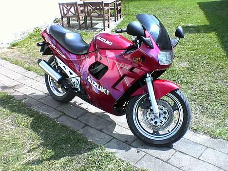 Suzuki gsx750f billede 1