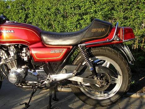 Honda 750kz four Solgt - med ande rumpe sadle, røv skubber billede 14