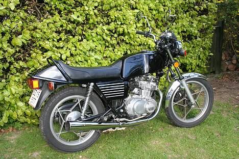 Suzuki gsx 250E billede 1