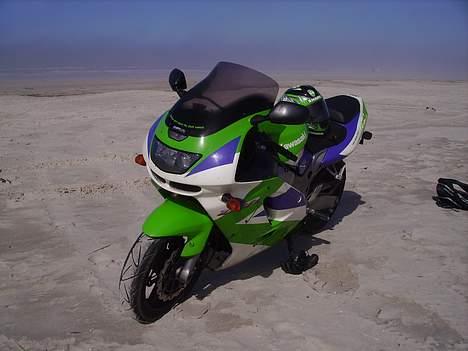 Kawasaki ZX9r - Børsmose strand pyntet med en zx9r billede 14