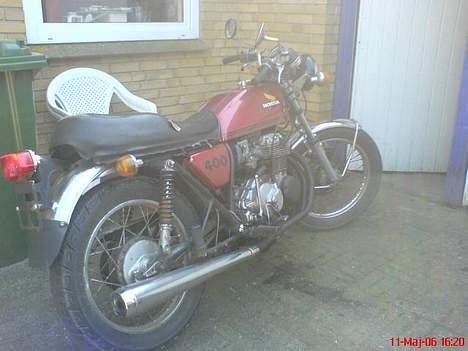 Honda CB 400 F billede 11