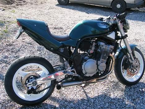 Suzuki Bandit 884 billede 1
