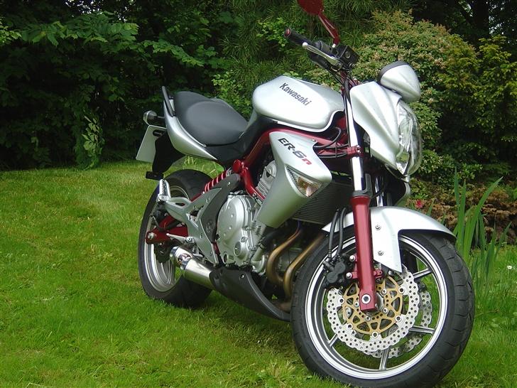 Kawasaki ER6N ( Solgt ) billede 4