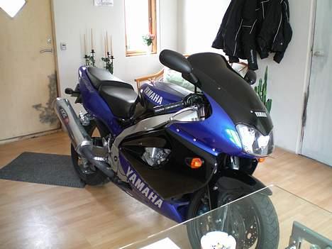 Yamaha YZF 1000 Thunderace - sådan så jeg ud før men nu er der nusse lidt om mig sss billede 1