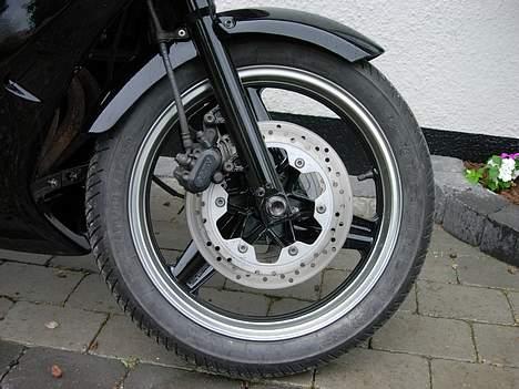 Honda cbr 600 (TOTALSKADET) billede 2