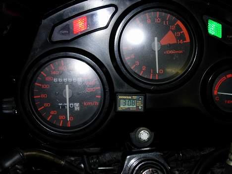 Honda cbr 600 (TOTALSKADET) billede 5