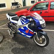 Suzuki GSXR 750 SRAD