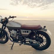 Moto Guzzi V50 NATO Cafe/Bratstyle.