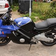 Honda CBR 600 F2