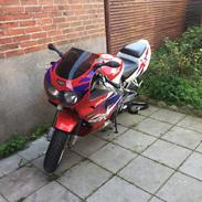 Honda CBR 900