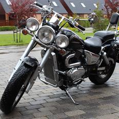 Suzuki VZ800 Marauder