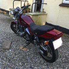 Kawasaki ZR550B Zephyr(Solgt) ;(