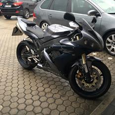 Yamaha YZF R1 RN12