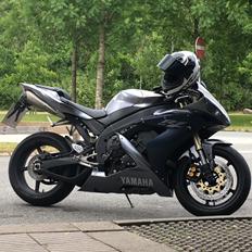 Yamaha YZF R1 RN12