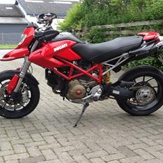 Ducati Hypermotard 1100