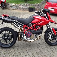 Ducati Hypermotard 1100