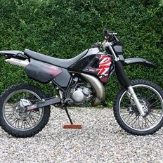 Yamaha DT 125 R