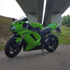 Kawasaki zx6r