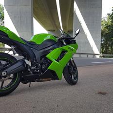 Kawasaki zx6r