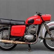 MZ Es150