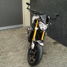 Yamaha MT - 09 "BAGHJULS KONGEN"