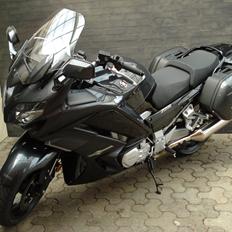 Yamaha "BAMSEFAR"  FJR 1300 AE