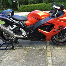 Suzuki GSX 1300 R Hayabusa. *SOLGT, snøft*