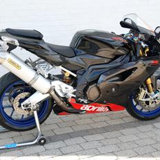 Aprilia Rsv 1000 R Factory
