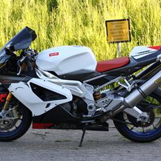 Aprilia RSV 1000 R Mille (factory) 