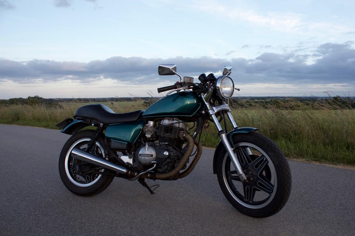 Honda CM 400 T Cafe billede 10