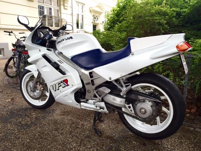 Honda VFR 750 F (RC36-1) billede 8