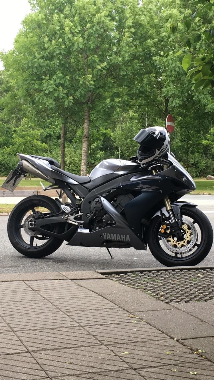 Yamaha YZF R1 RN12 billede 1