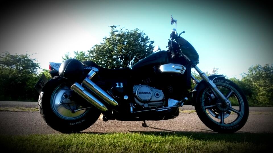 Honda VF700c SuperMagna billede 14
