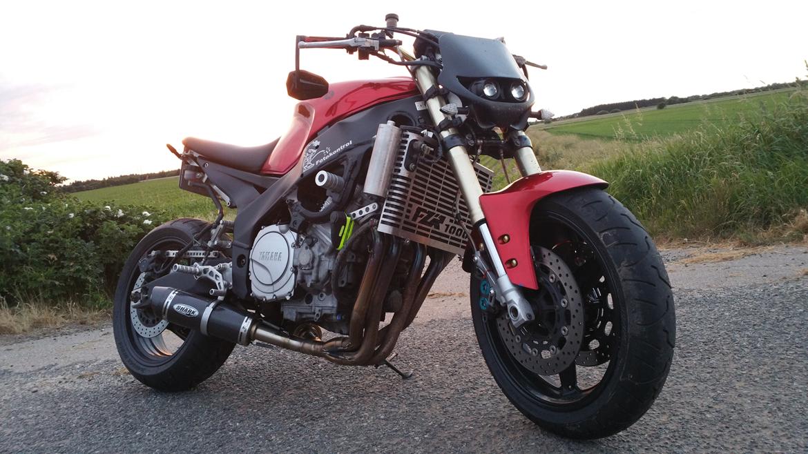 Yamaha fzr 1000 3le Streetfighter billede 2