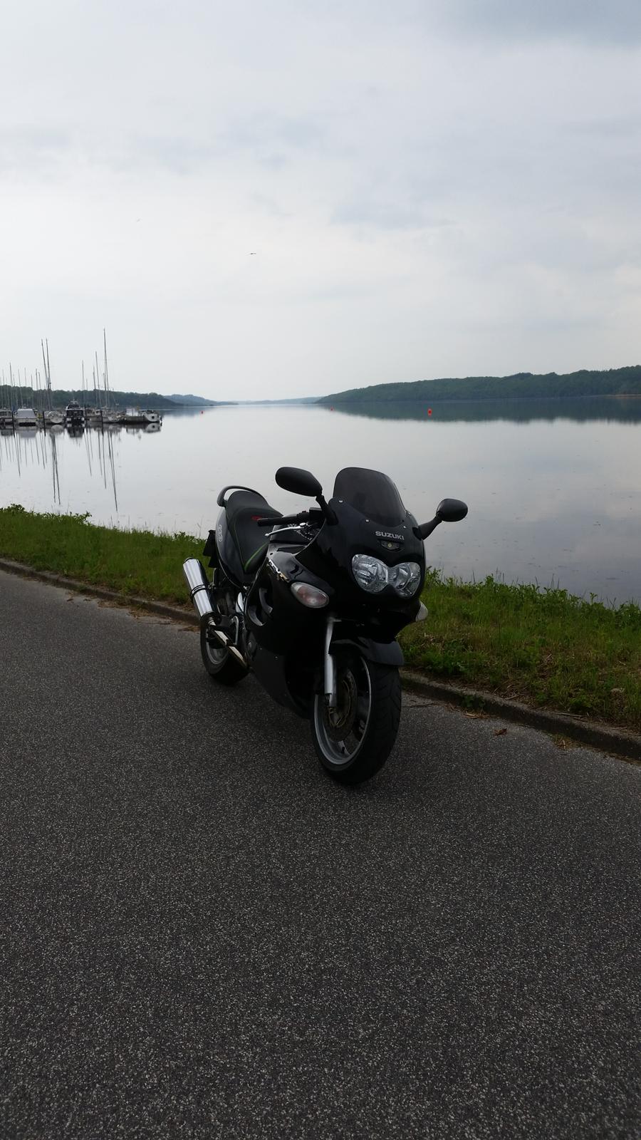 Suzuki GSX 600F billede 10