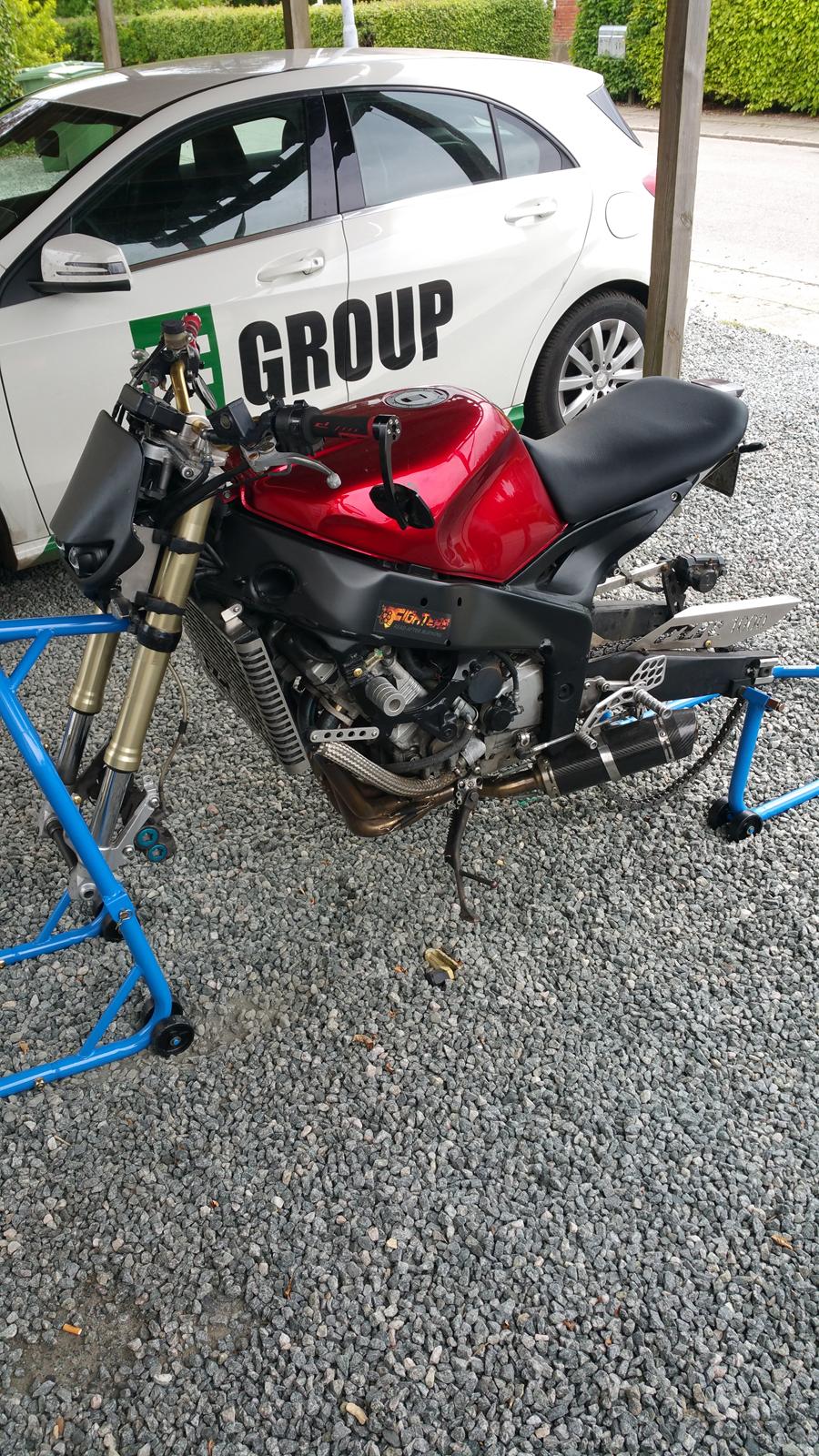 Yamaha fzr 1000 3le Streetfighter billede 8