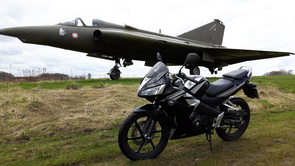 Honda CBR 125R billede 2