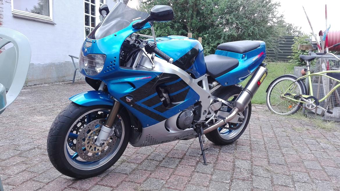 Honda cbr 900 rr billede 9