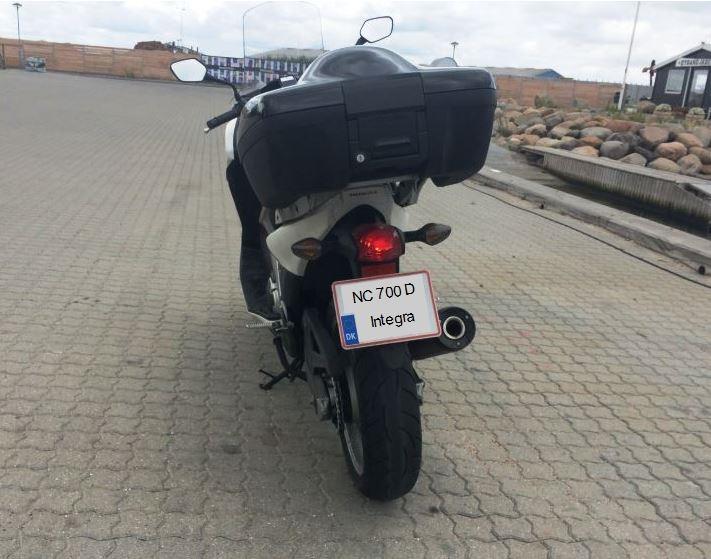 Honda NC 700 DCT Integra - Topbox! er aldrig kønt, - men praktisk, - Honda boxen anvender tændingsnøglen.. billede 10