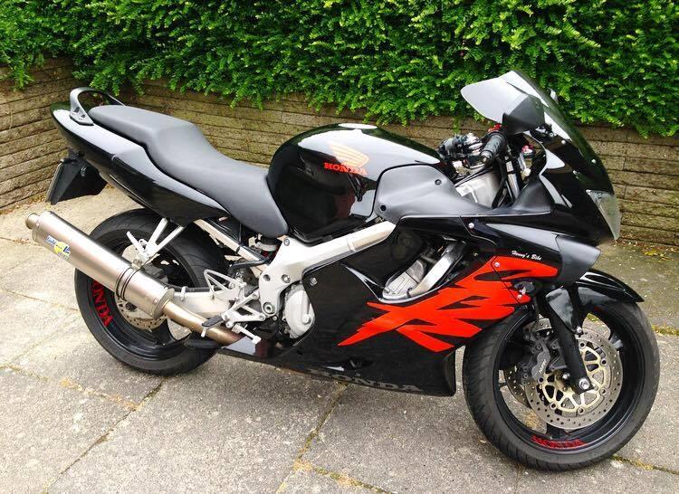 Honda CBR 600 F4 billede 1