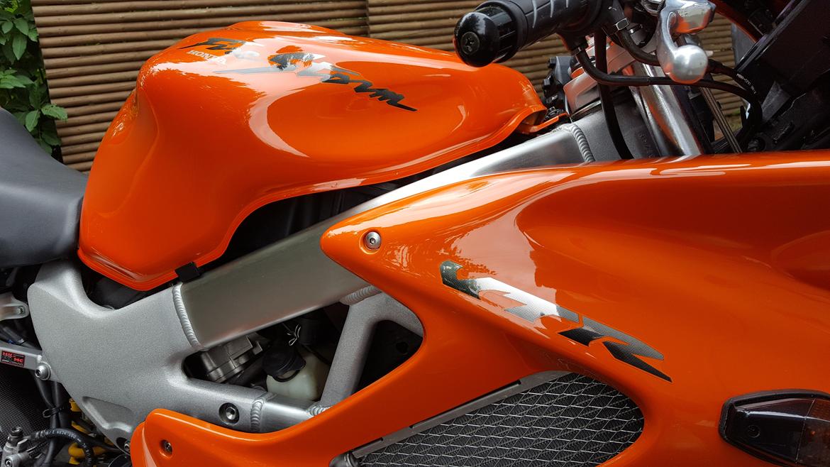 Honda VTR 1000 F FireStorm billede 3