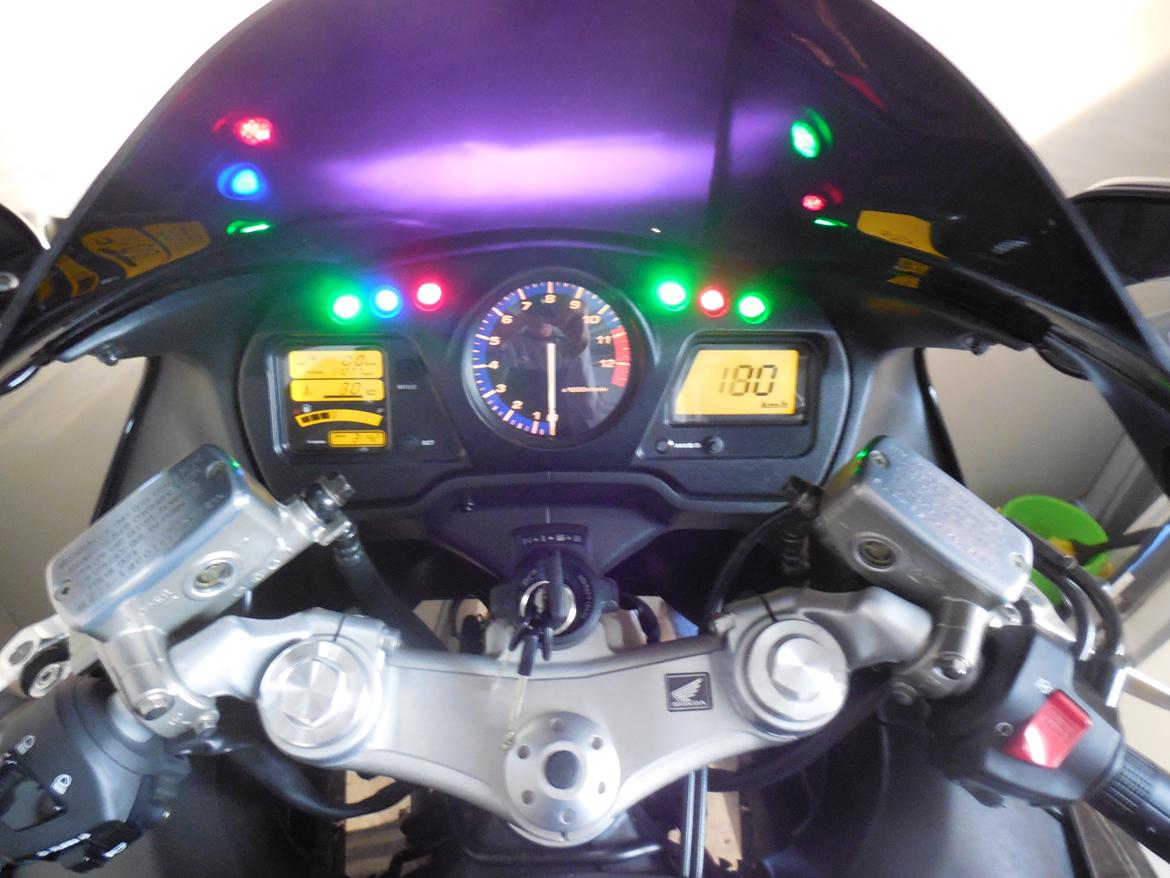 Honda CBR XX 1100 Super Blackbird billede 7