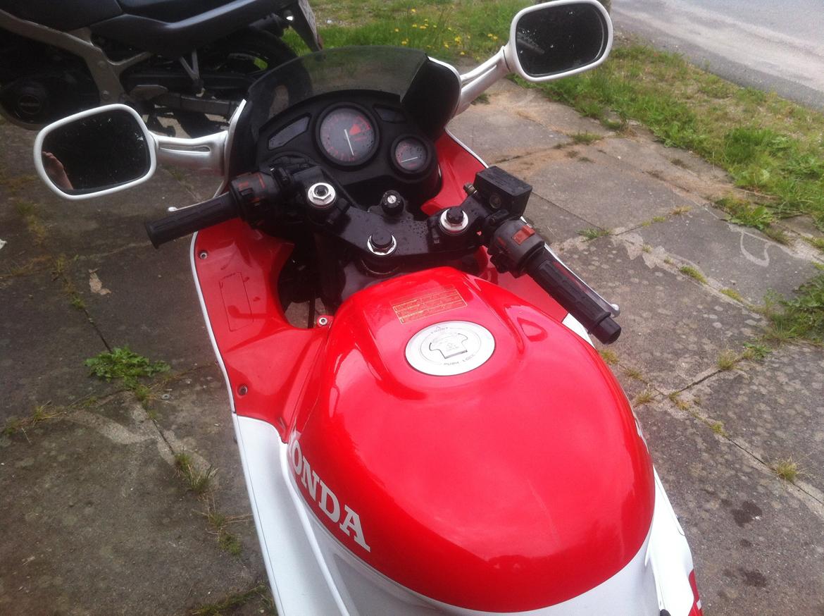 Honda CBR 600 F1 billede 7