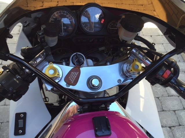 Yamaha Yzf 750R billede 4