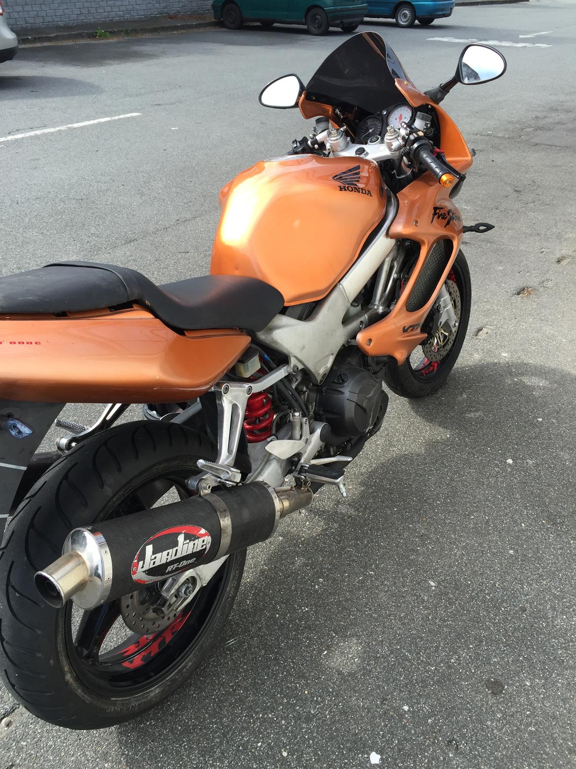 Honda Vtr 1000 firestorm billede 4