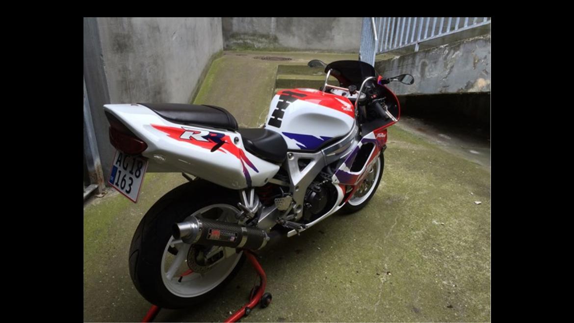 Honda CBR 900 billede 12