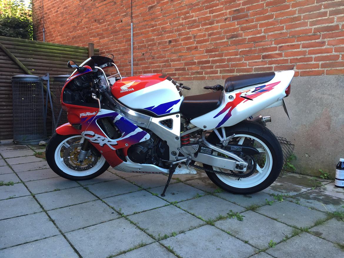 Honda CBR 900 billede 4