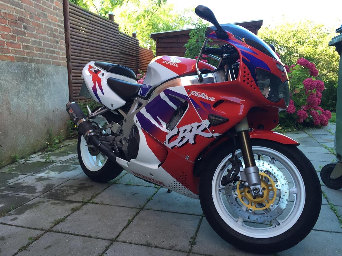 Honda CBR 900 billede 1